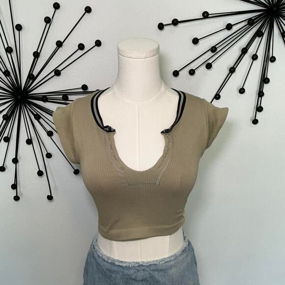 Out From Under Tops - Out From Under green ribbed cap sleeve crop top contrast trim Y2K fitted